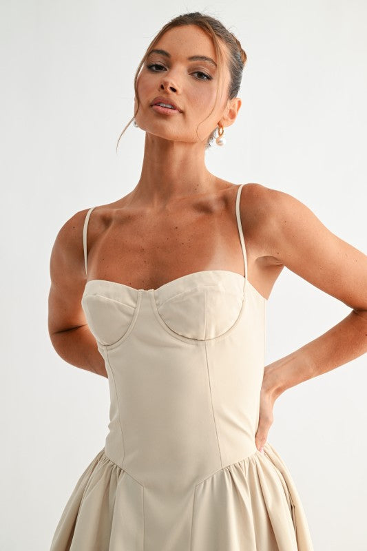 Evenuel Sweetheart Midi Dress