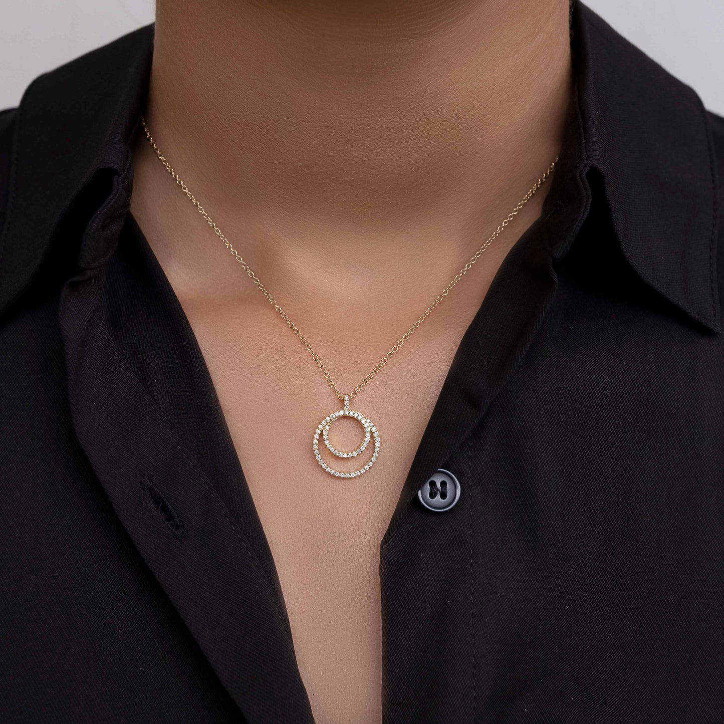 18K Yellow Gold Circle within a Circle Diamond Pendant Necklace