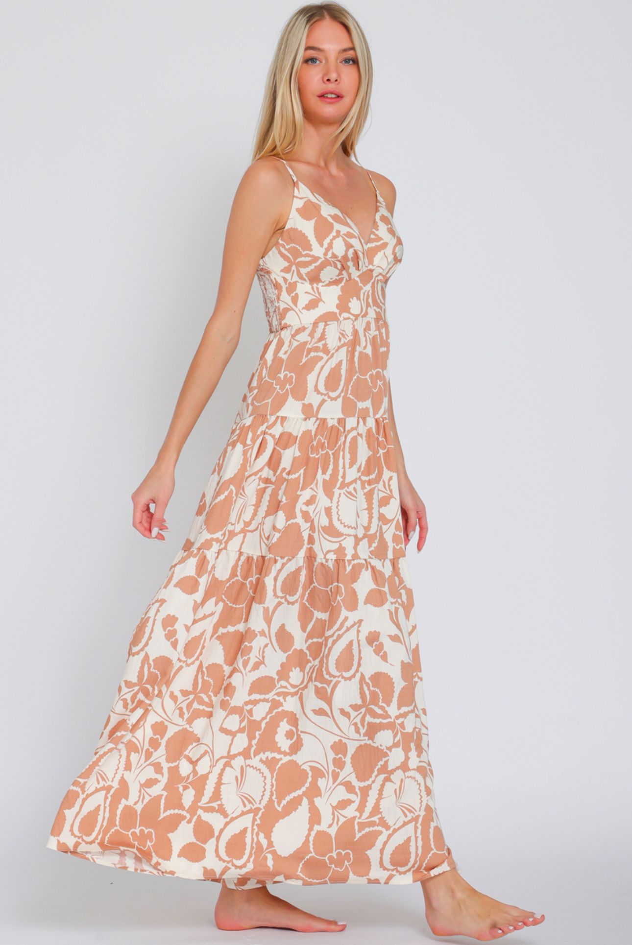 Aakaa Thin Adjustable Strap Smocked Tired Midi Dress