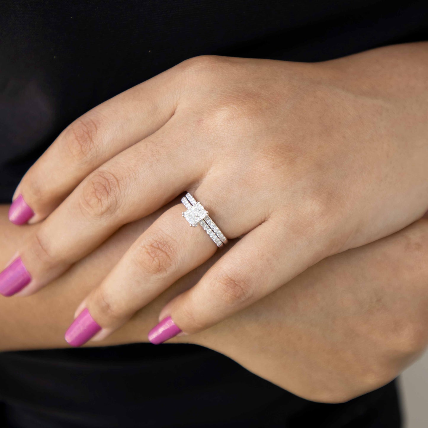 18K White Gold Diamond Engagement Ring