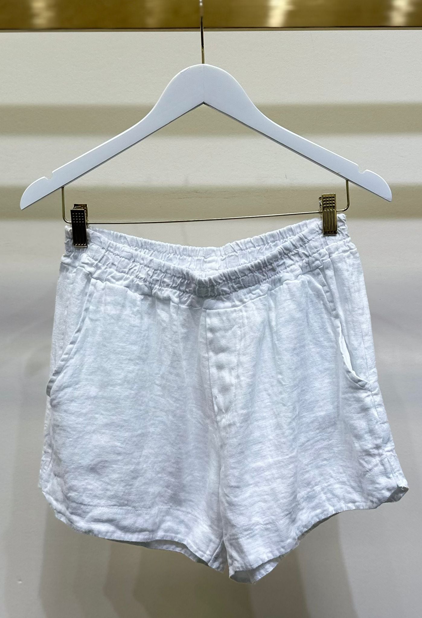 Milio-Milano Waistband Linen Shorts with Pocket Bottom