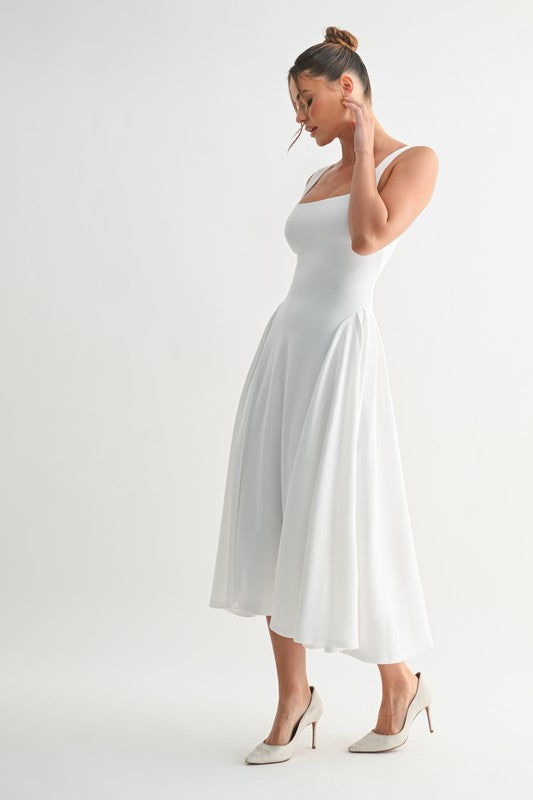 Evenuel Lyra Muse Midi Dress