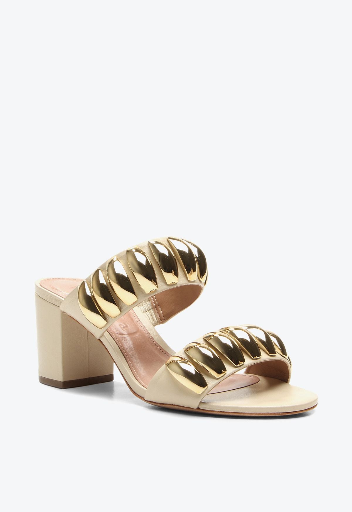 Giada Madri off White Heels