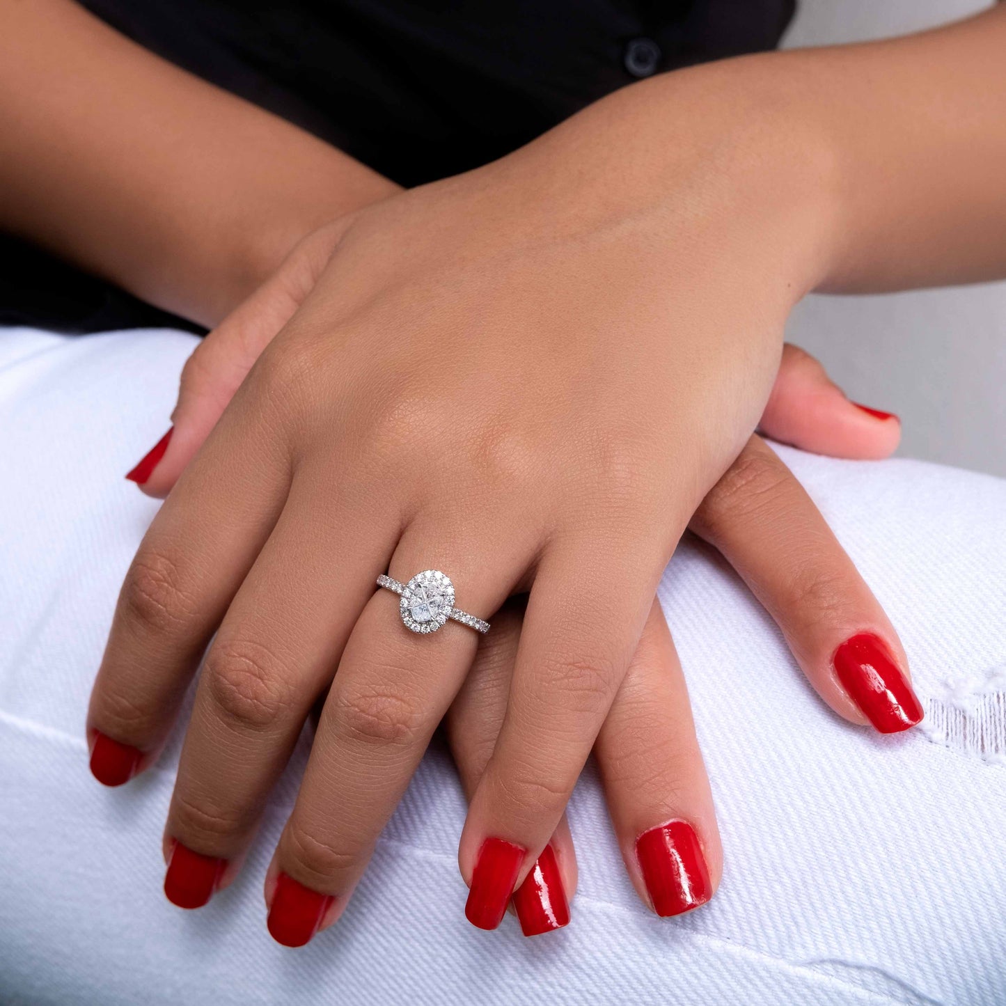 18k White Gold Oxford Double Halo Oval Ring