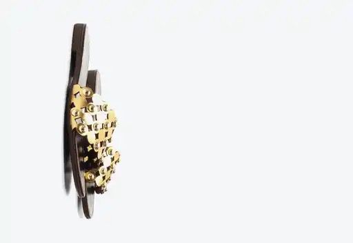 Khiani Salto Rasteiro