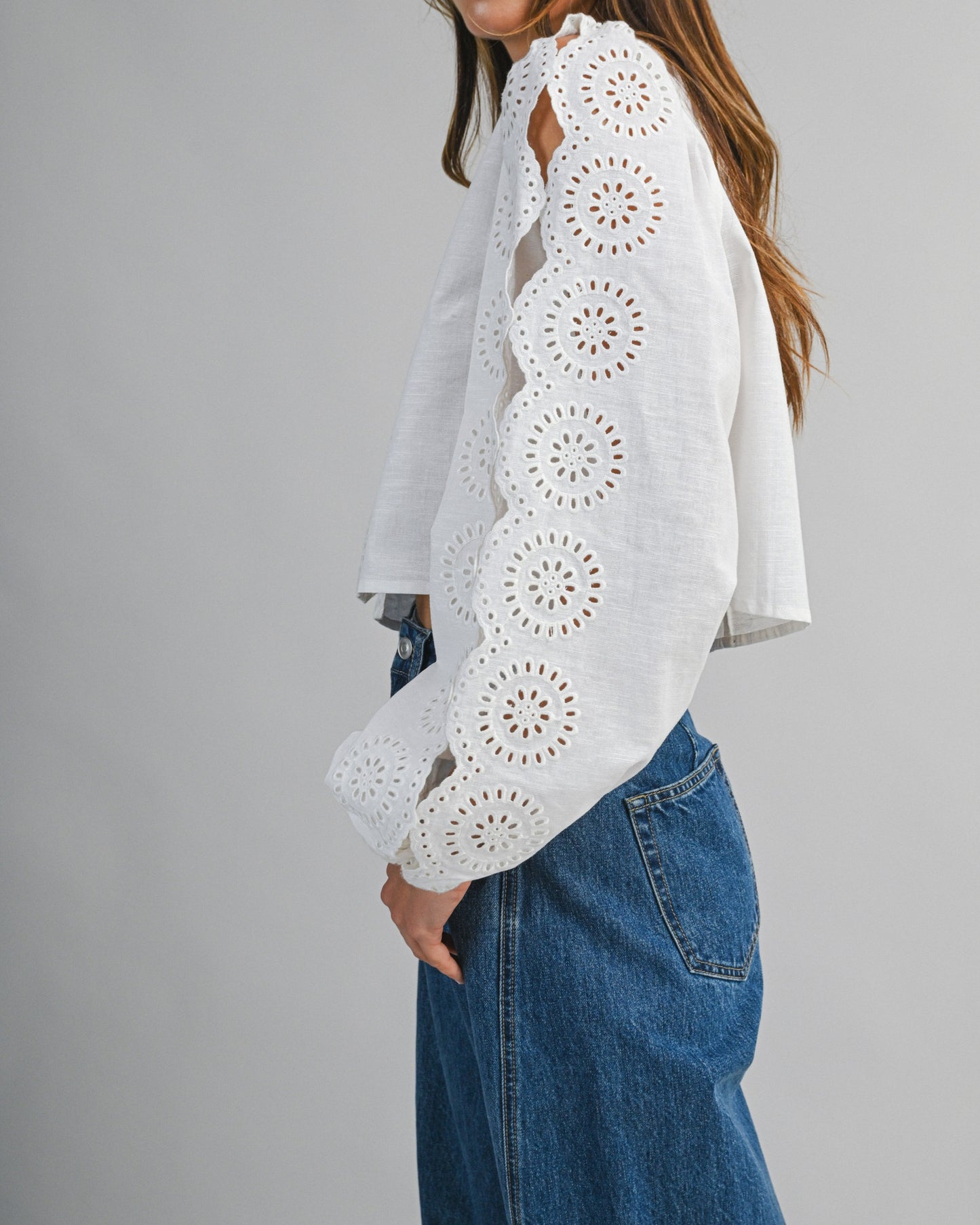 Mable Linen Eyelet Long Song Sleeves Top