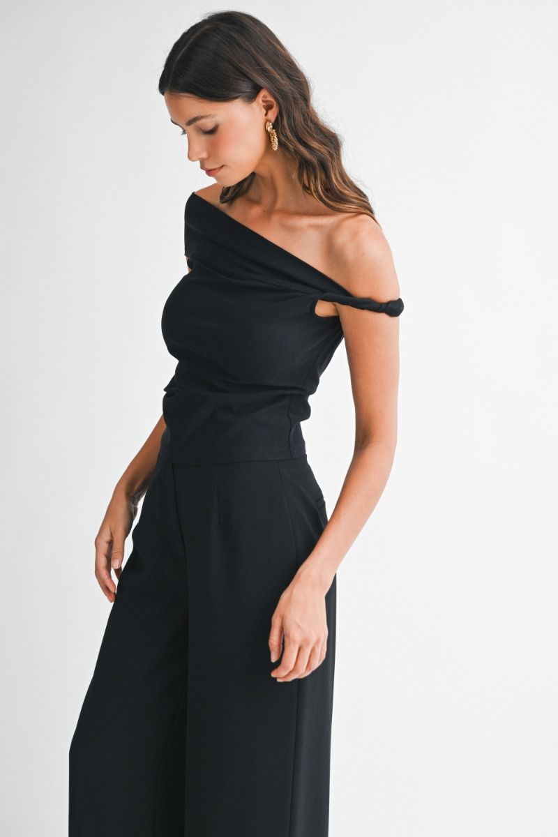 Mable off Shoulder with Twisted Detail Top