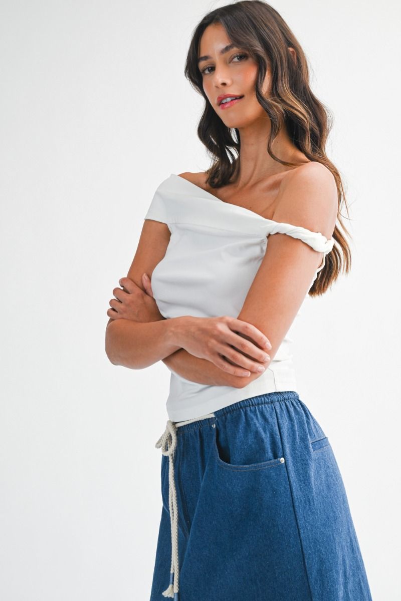 Mable off Shoulder with Twisted Detail Top