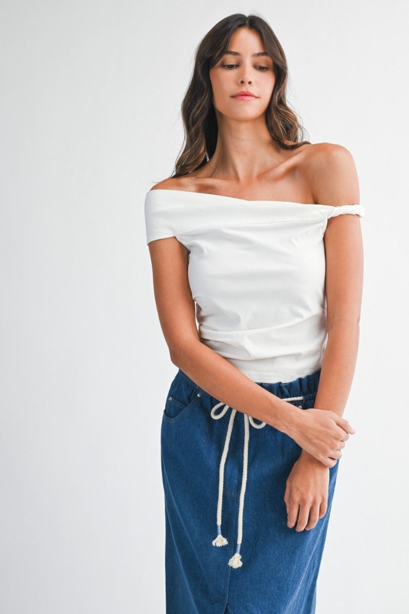 Mable off Shoulder with Twisted Detail Top